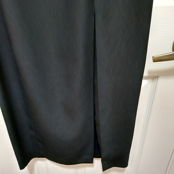 Dress - Picture 5 of 6